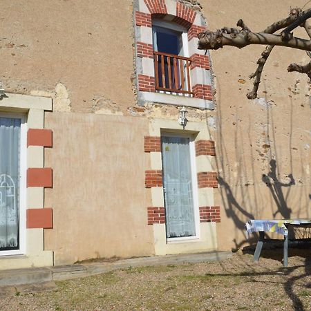 Bed and Breakfast Logis De Chezelles Sidiailles Экстерьер фото