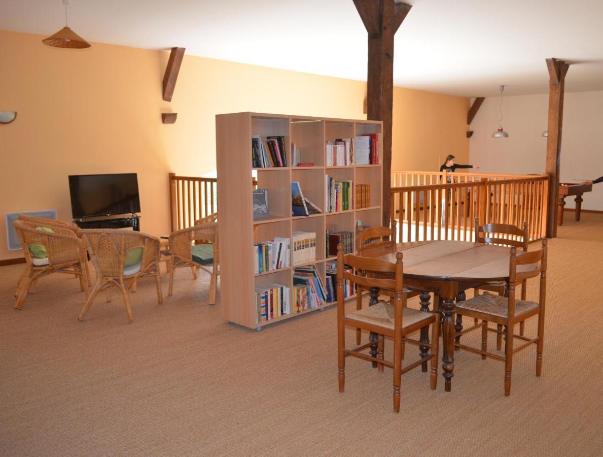 Bed and Breakfast Logis De Chezelles Sidiailles Экстерьер фото