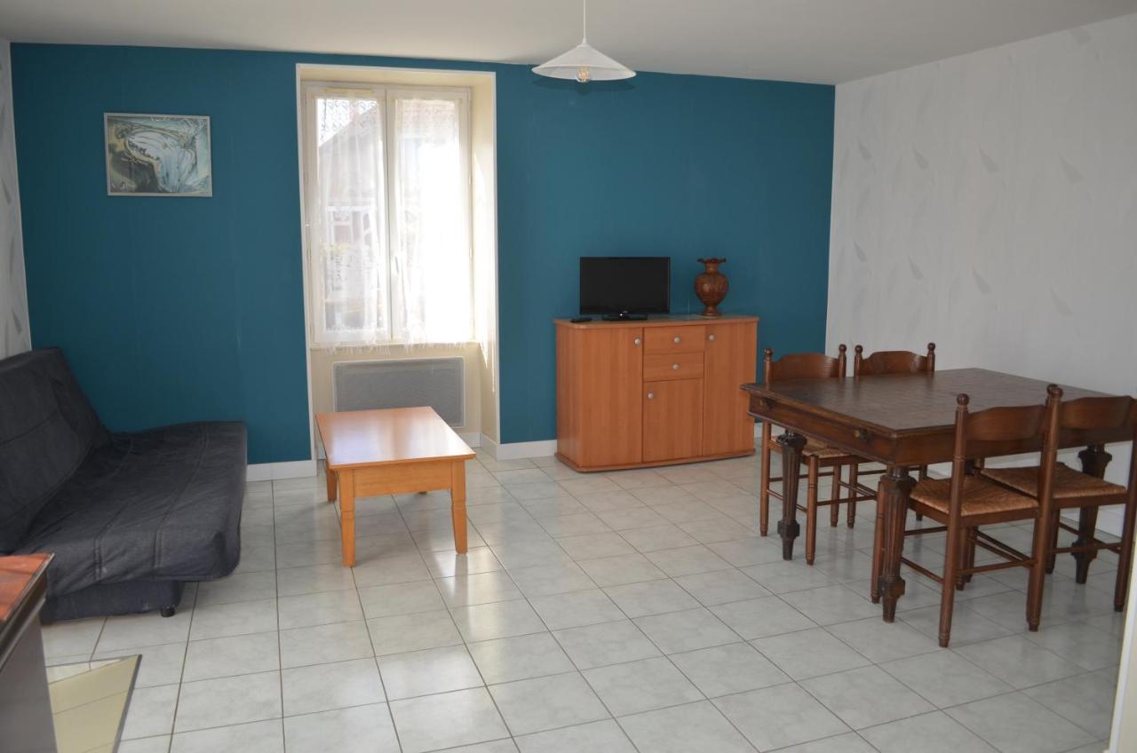 Bed and Breakfast Logis De Chezelles Sidiailles Экстерьер фото