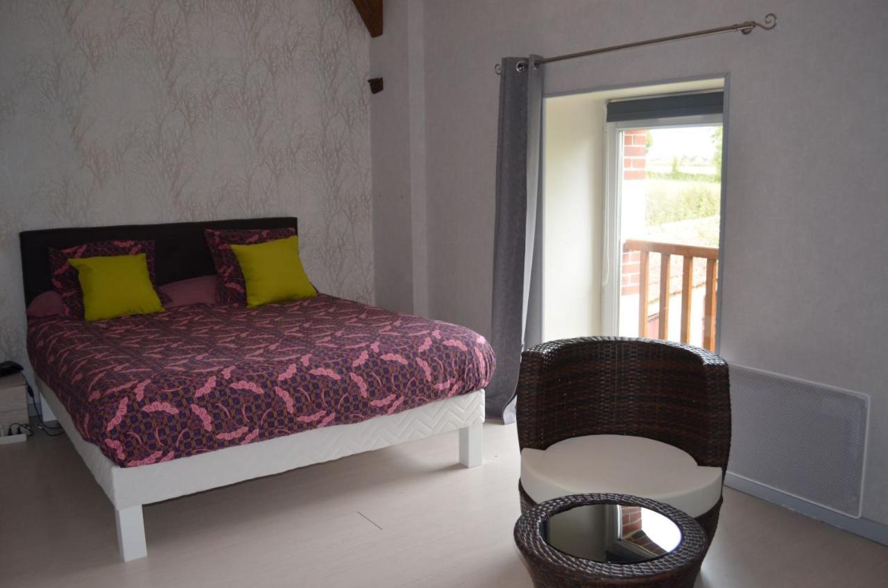 Bed and Breakfast Logis De Chezelles Sidiailles Экстерьер фото